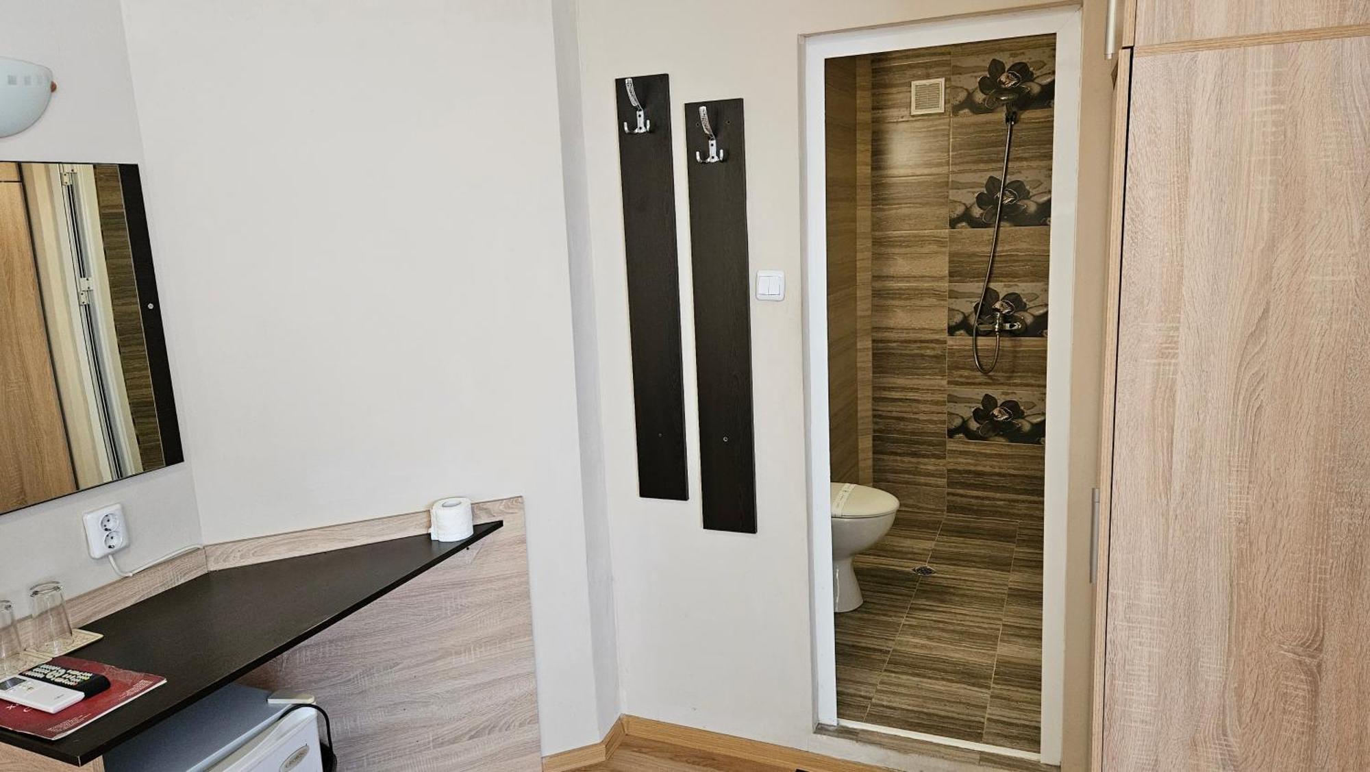 Caprice Family Hotel Varna Exterior foto