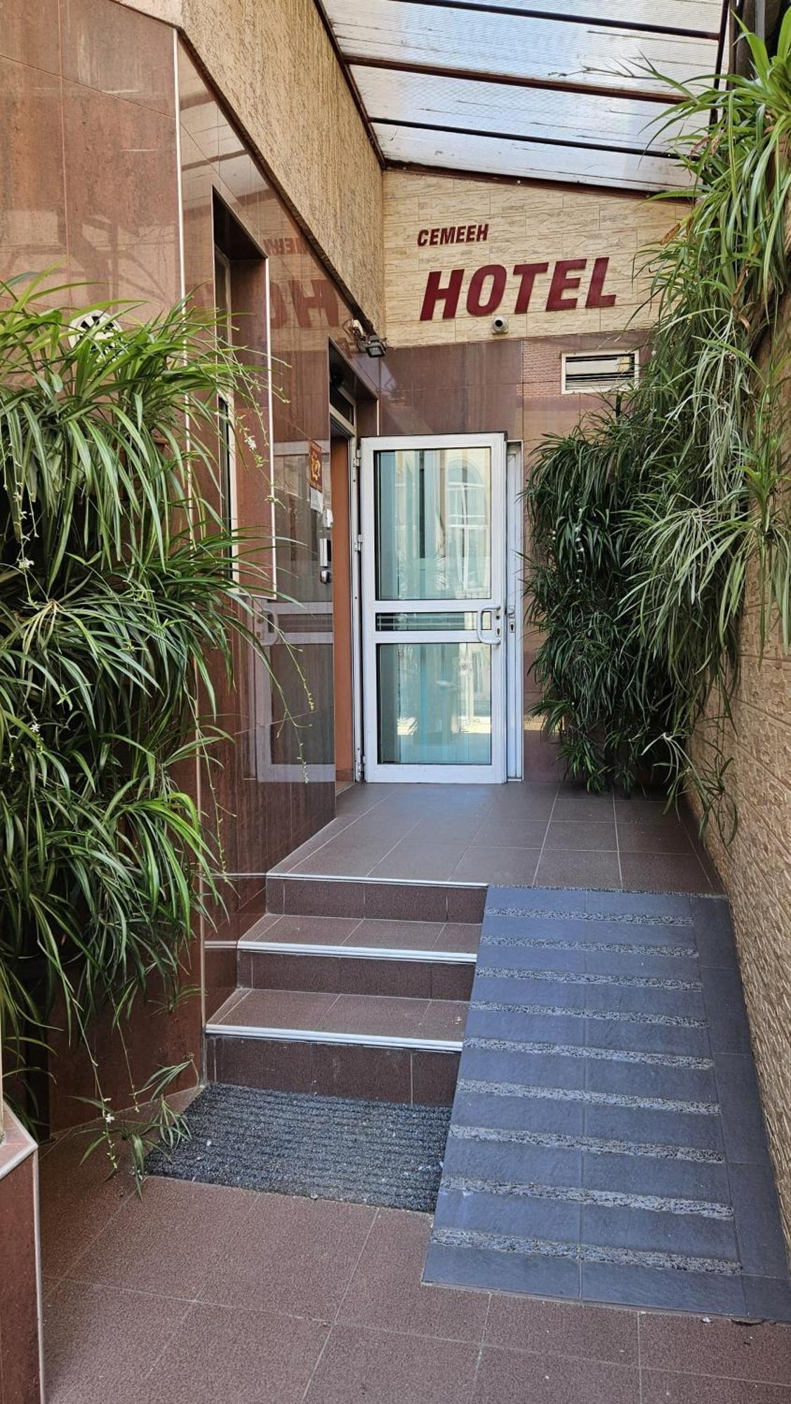 Caprice Family Hotel Varna Exterior foto